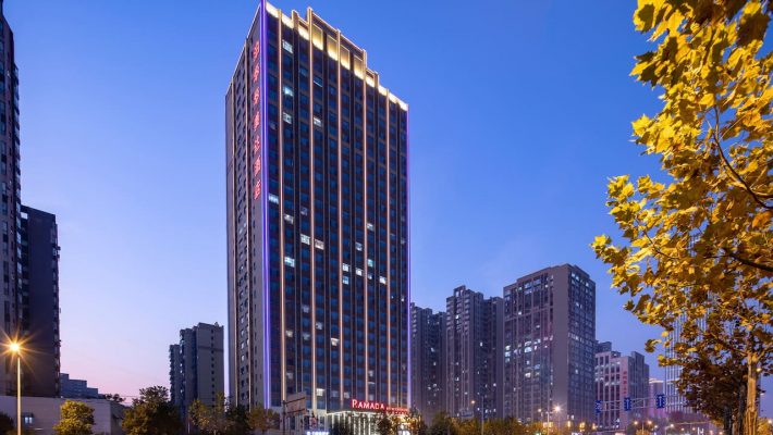 открыть отель Wyndham Hotels